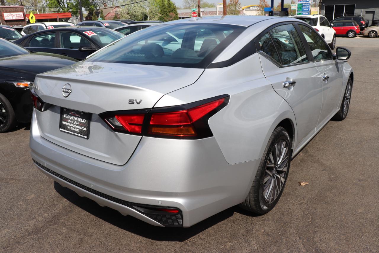 Nissan Altima 2.5 SV Sedan 2024