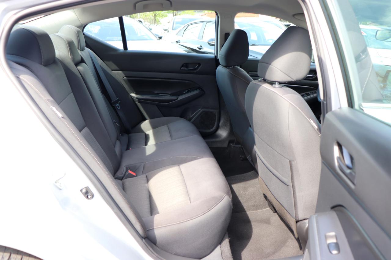 Nissan Altima 2.5 SV Sedan 2024