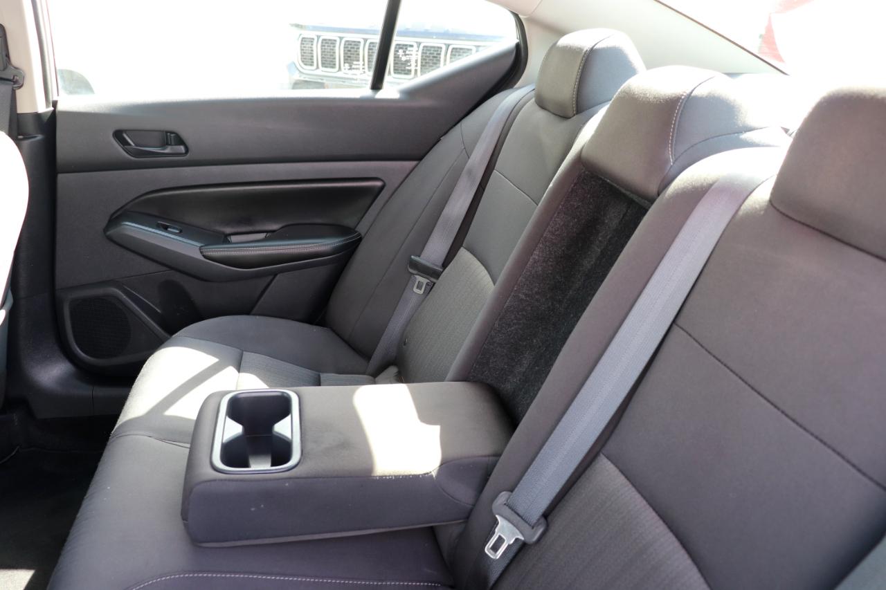 Nissan Altima 2.5 SV Sedan 2024