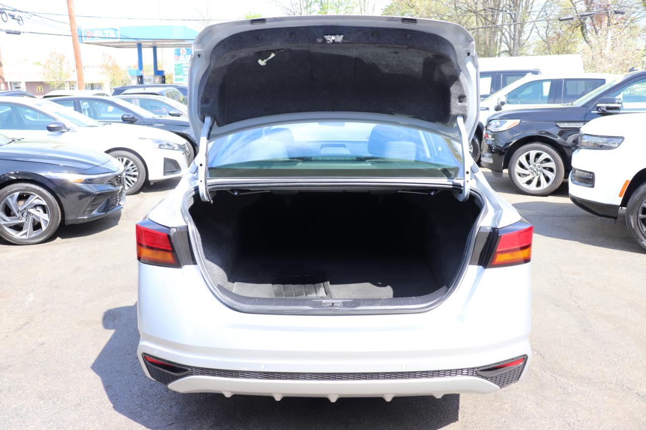 Nissan Altima 2.5 SV Sedan 2024