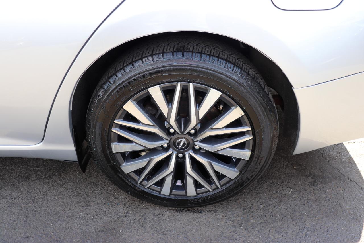 Nissan Altima 2.5 SV Sedan 2024