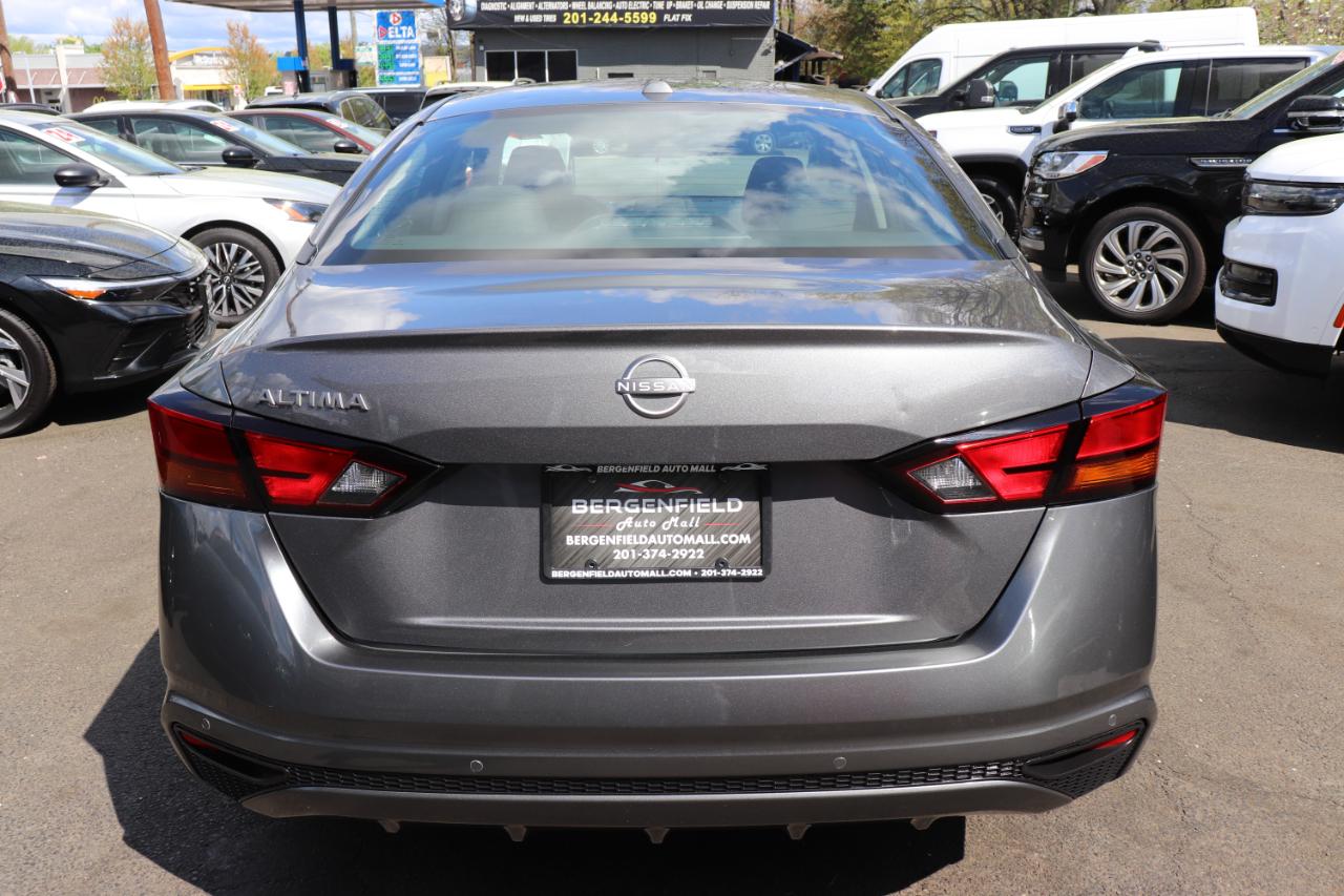 Nissan Altima SV FWD 2025