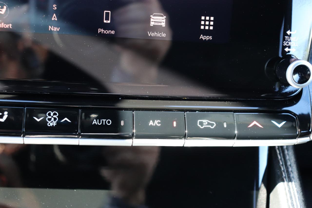 Jeep Wagoneer Series II 4x4 2024