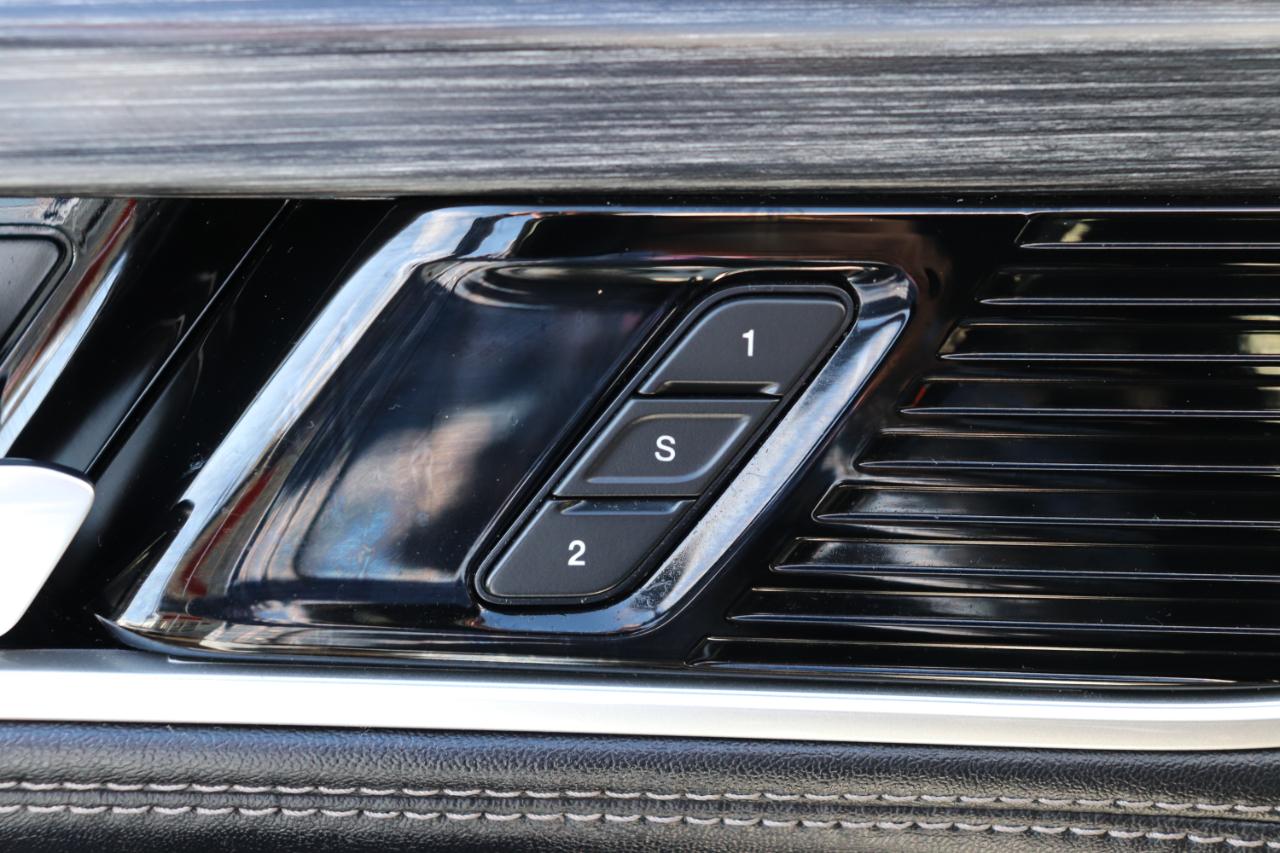 Jeep Wagoneer Series II 4x4 2024