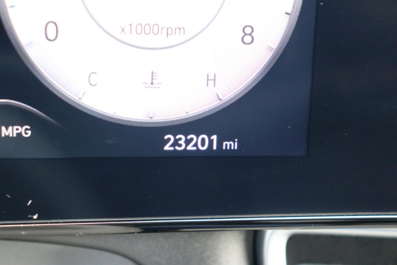 Hyundai Elantra SEL Convenience IVT 2025