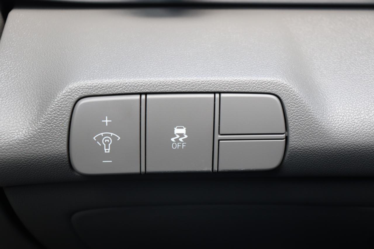 Hyundai Elantra SEL Convenience IVT 2025