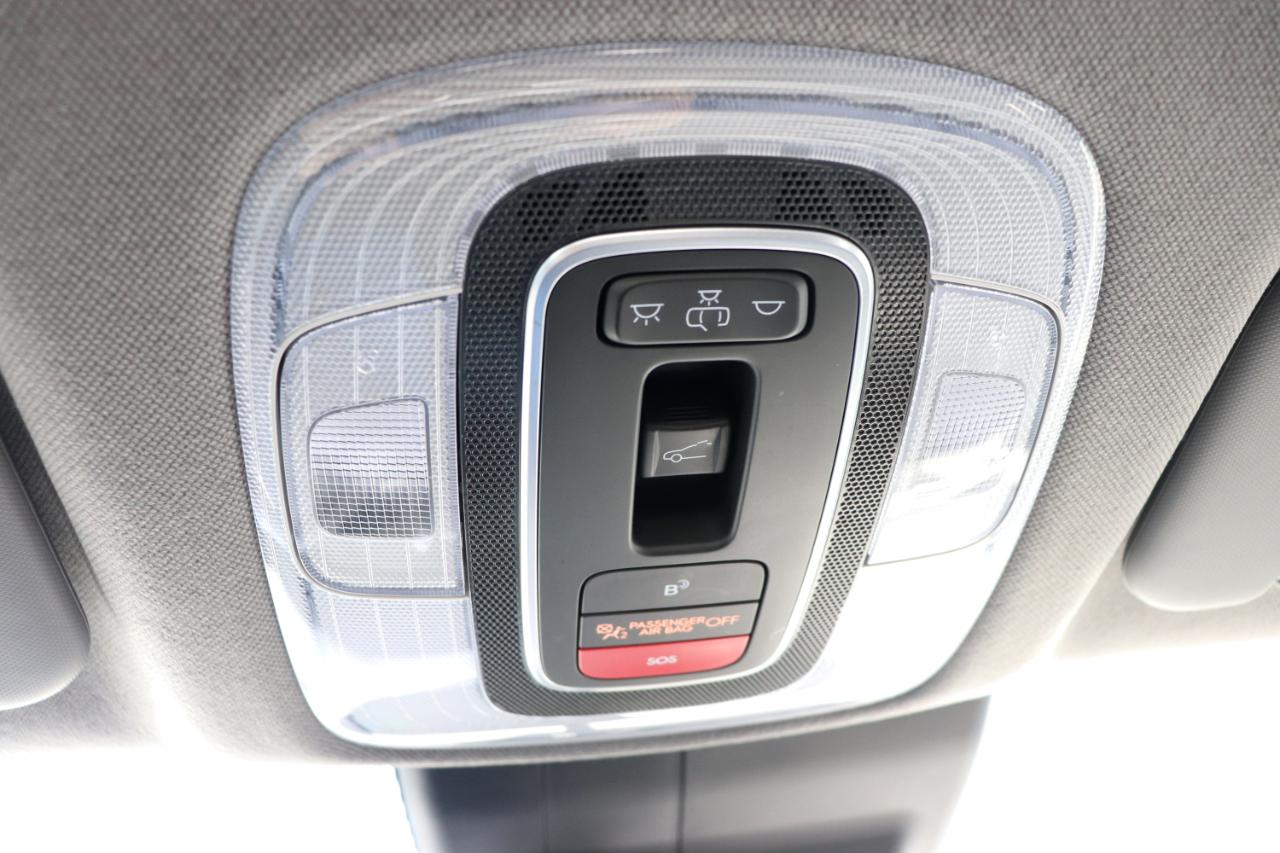 Hyundai Elantra SEL Convenience IVT 2025