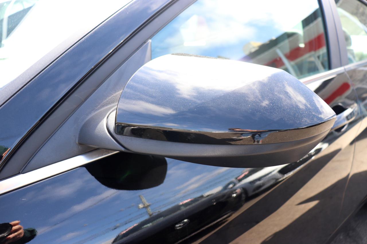 Hyundai Elantra SEL Convenience IVT 2025