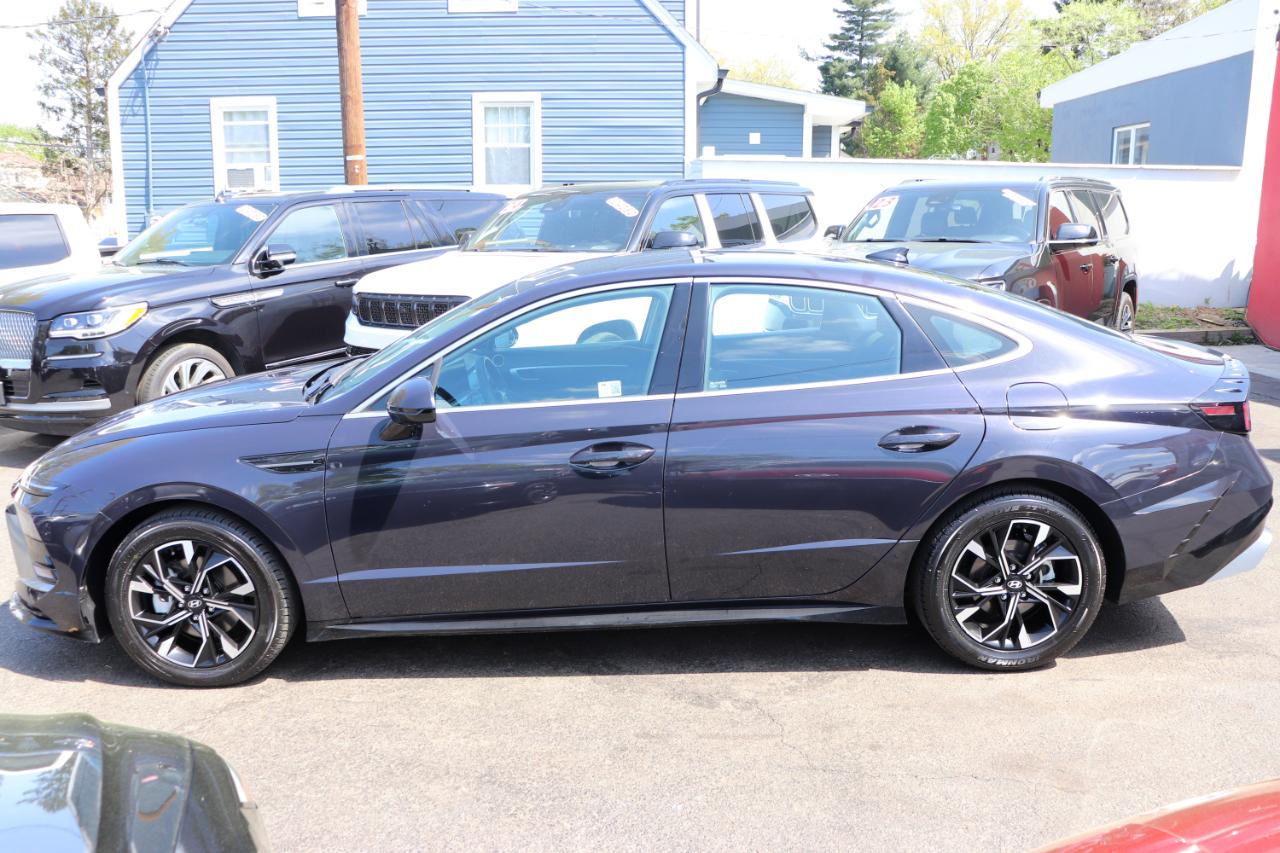 Hyundai Sonata SEL 2.5L FWD 2024