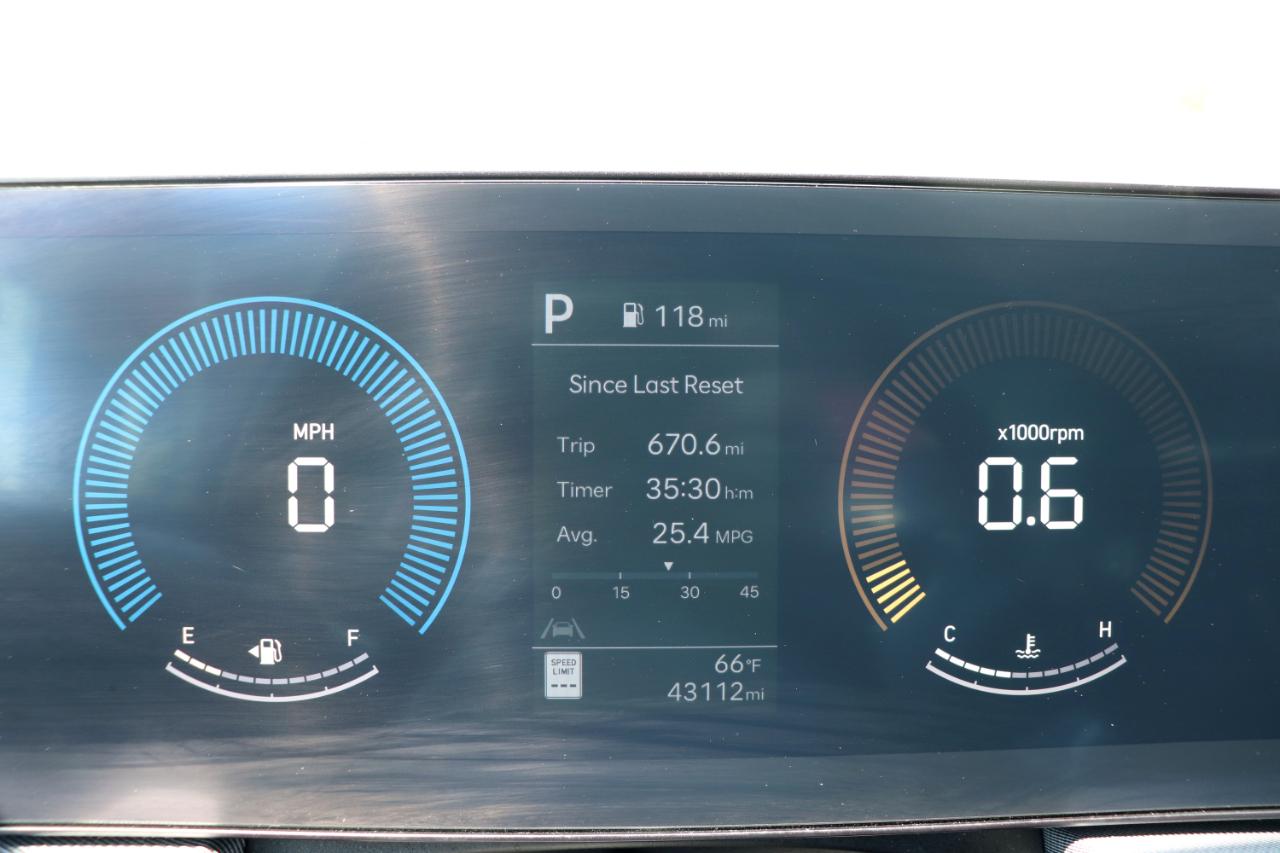 Hyundai Sonata SEL 2.5L FWD 2024