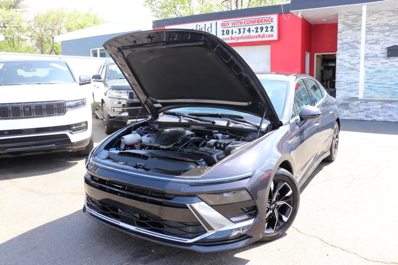 Hyundai Sonata SEL 2.5L FWD 2024