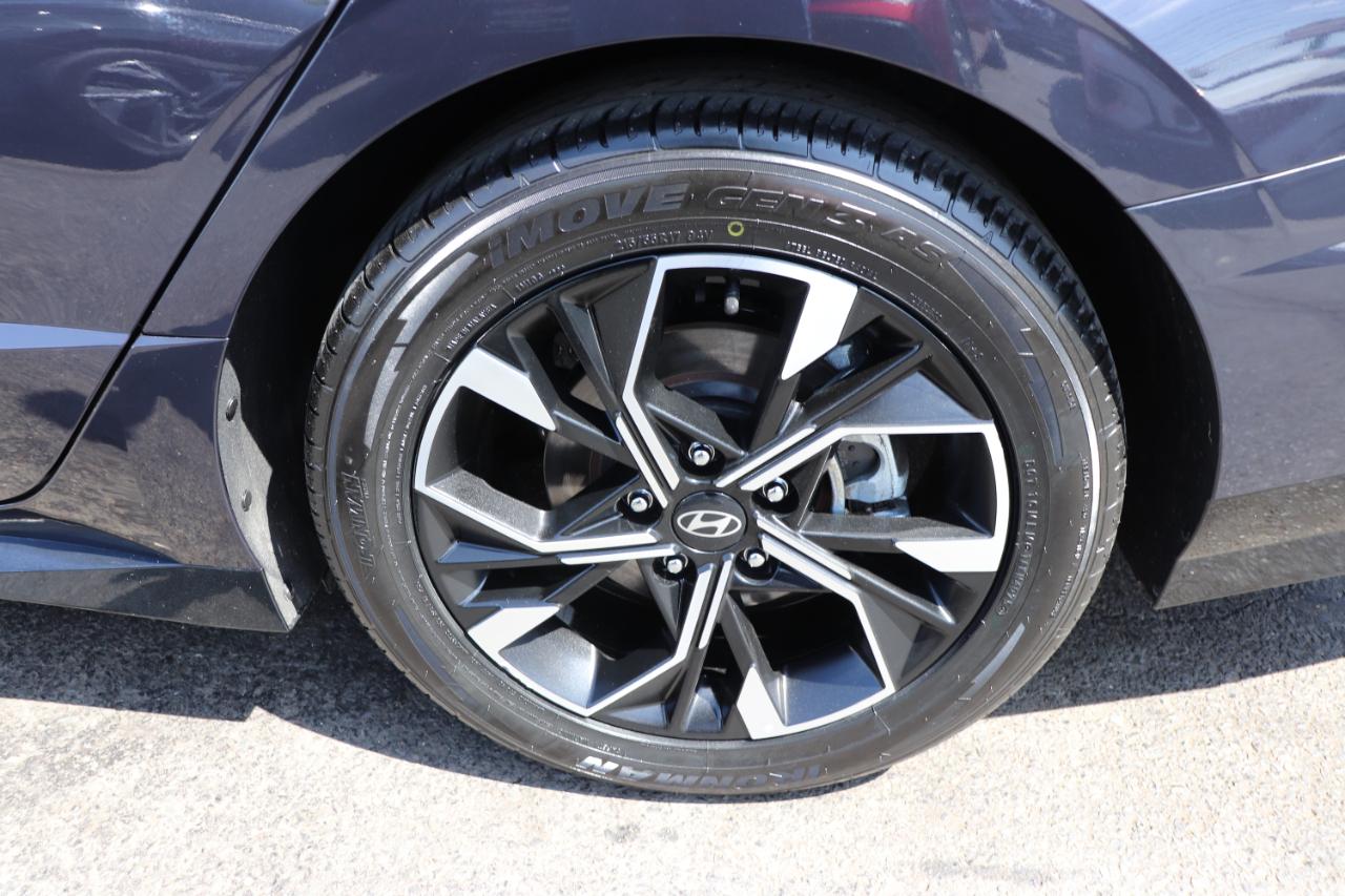 Hyundai Sonata SEL 2.5L FWD 2024