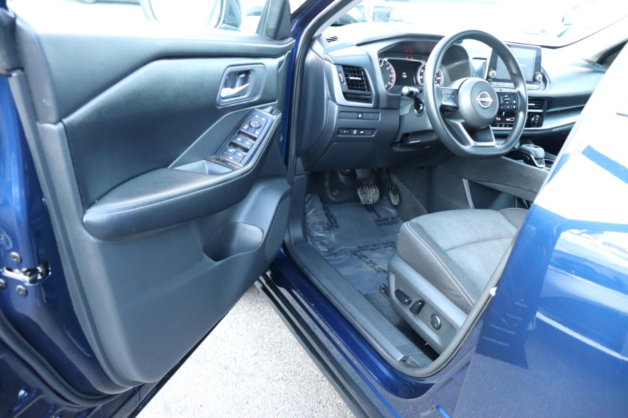 Nissan Rogue FWD SV 2024