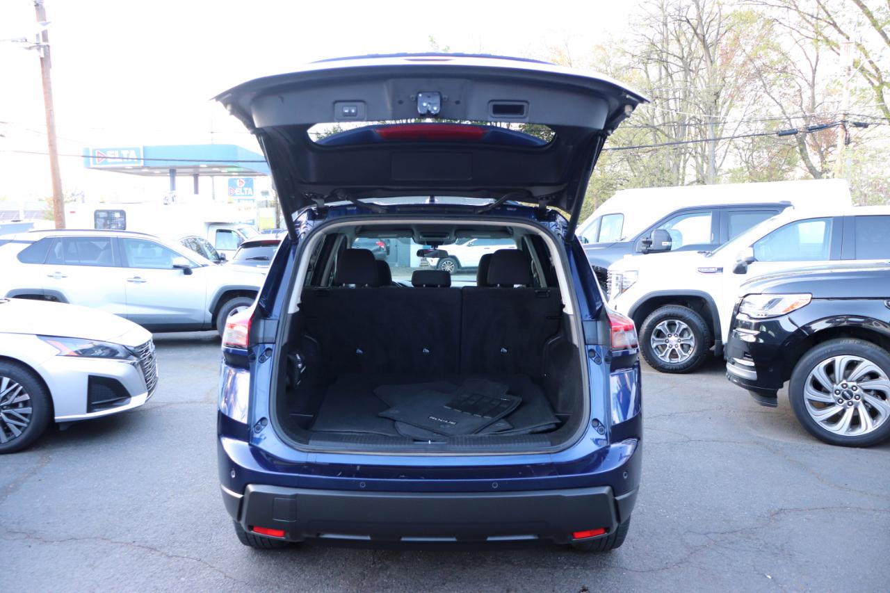 Nissan Rogue FWD SV 2024