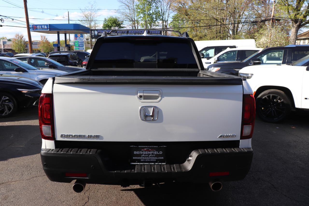 Honda Ridgeline Black Edition AWD 2021