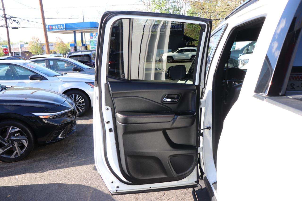 Honda Ridgeline Black Edition AWD 2021