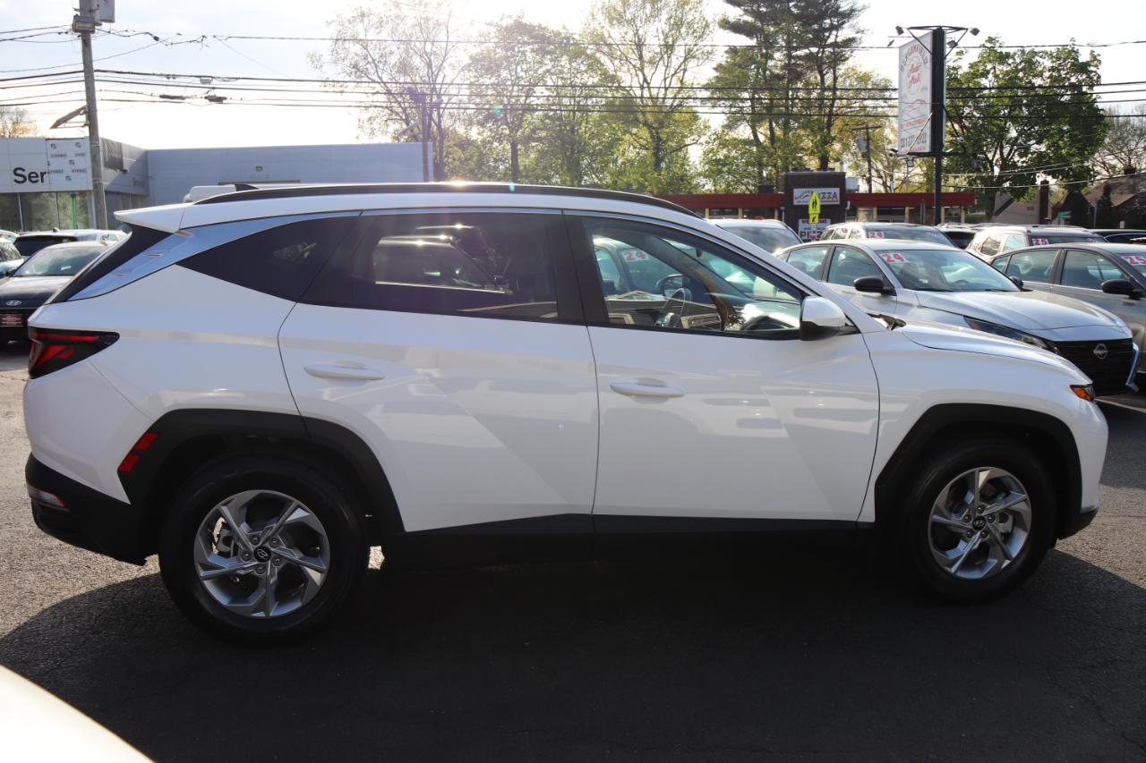 Hyundai Tucson SEL FWD *Ltd Avail* 2024