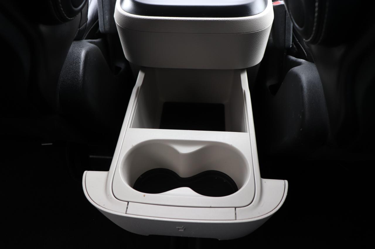 Chrysler Pacifica Touring L FWD 2023