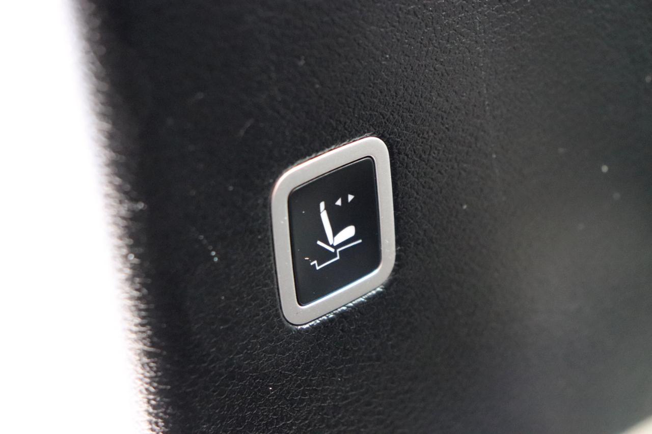 Chrysler Pacifica Touring L FWD 2023