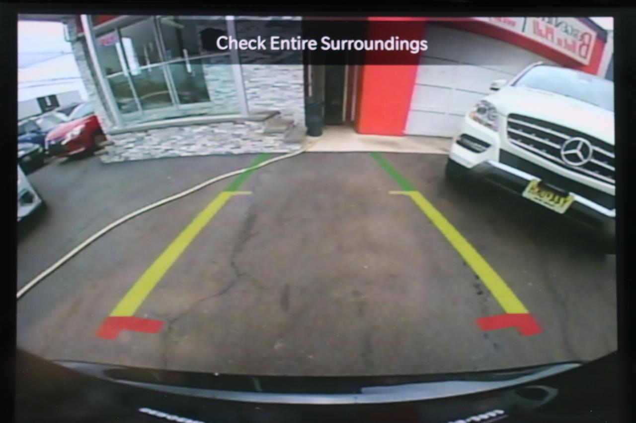 Chrysler Pacifica Touring L FWD 2023