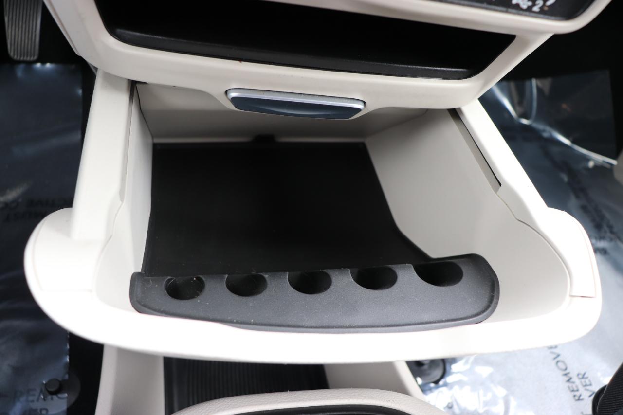 Chrysler Pacifica Touring L FWD 2023