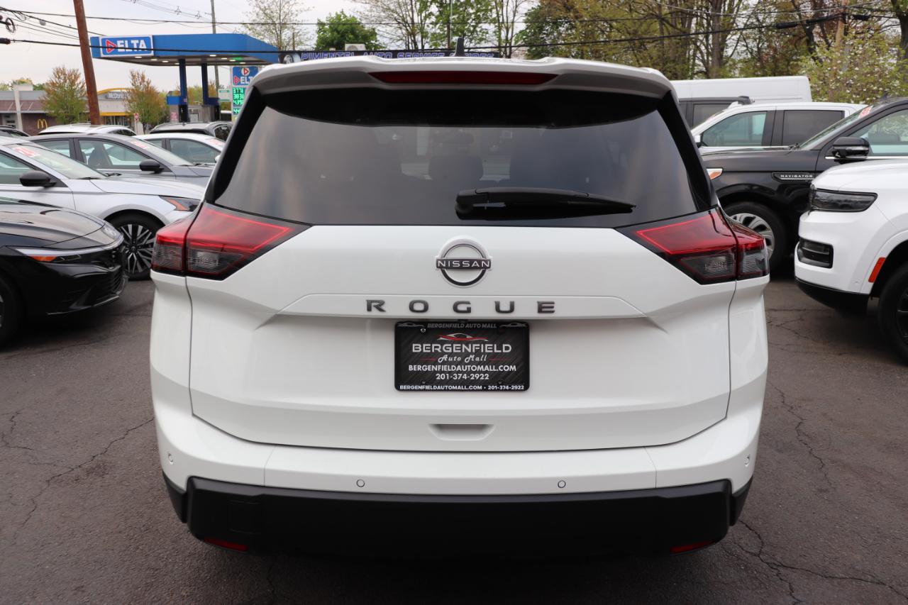 Nissan Rogue FWD S 2024