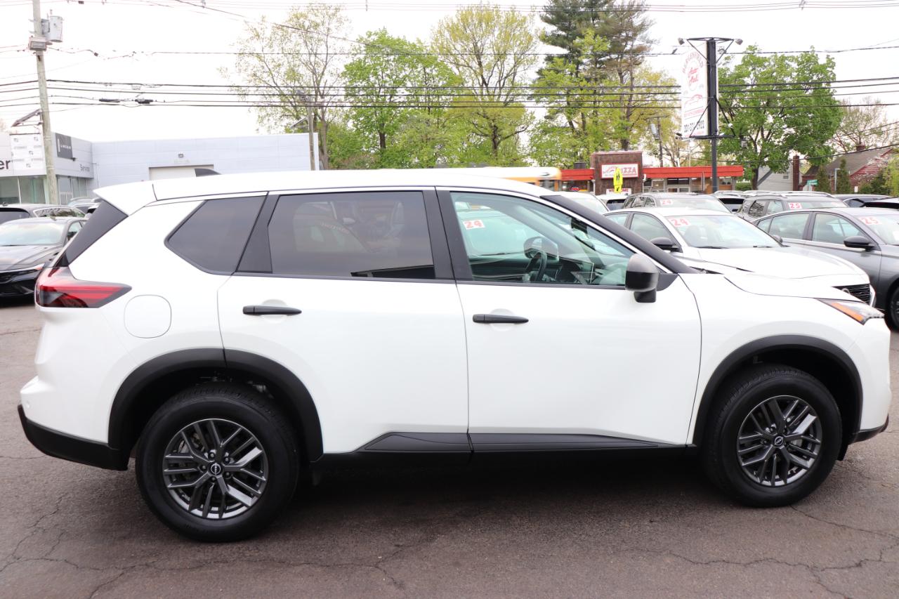 Nissan Rogue FWD S 2024