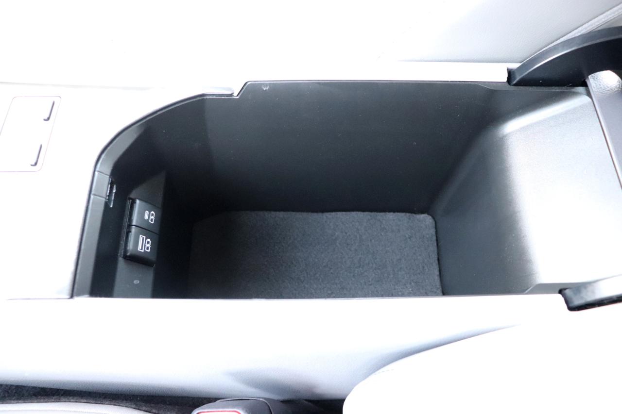 Toyota Camry XSE Auto (Natl) 2023