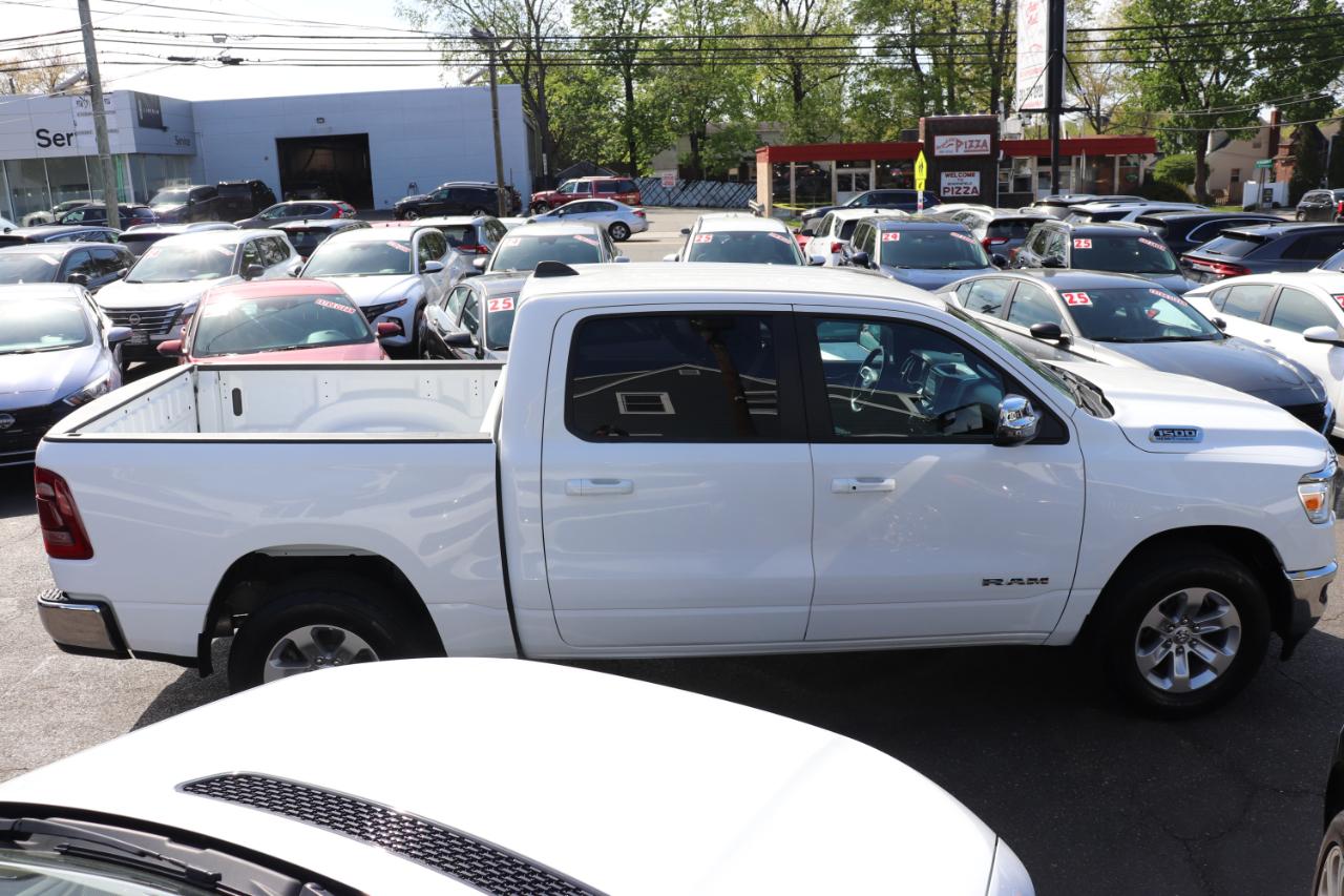 RAM 1500 Laramie 4x2 Crew Cab 5'7" Box 2024