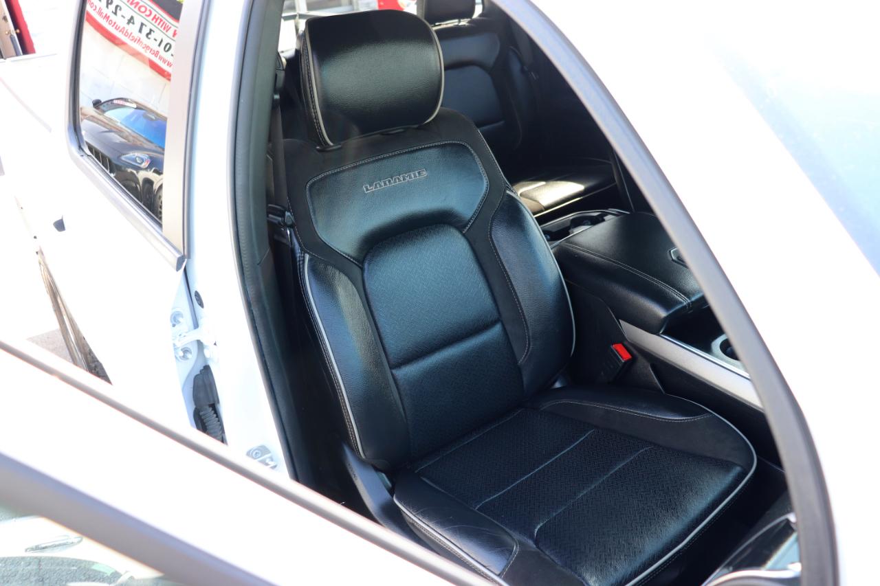 RAM 1500 Laramie 4x2 Crew Cab 5'7" Box 2024