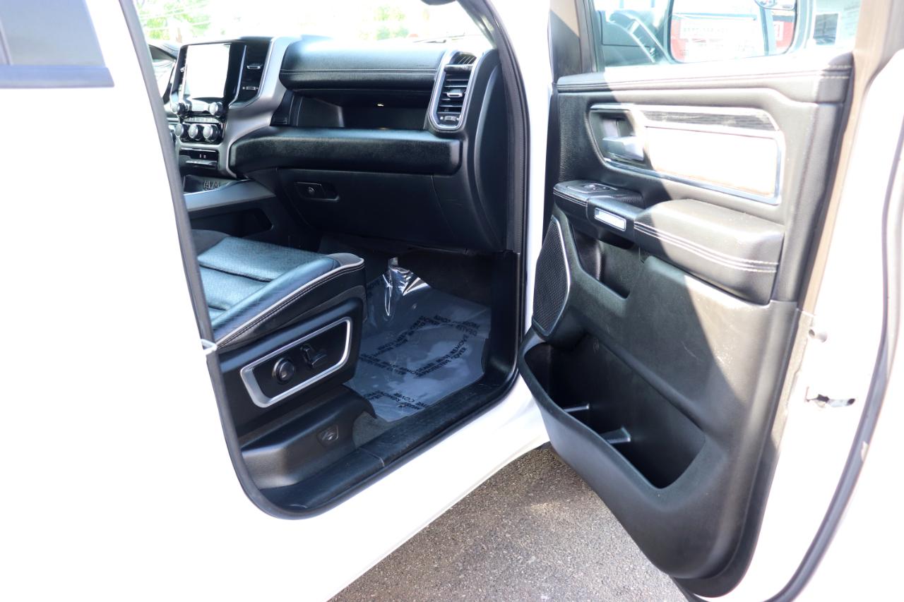 RAM 1500 Laramie 4x2 Crew Cab 5'7" Box 2024