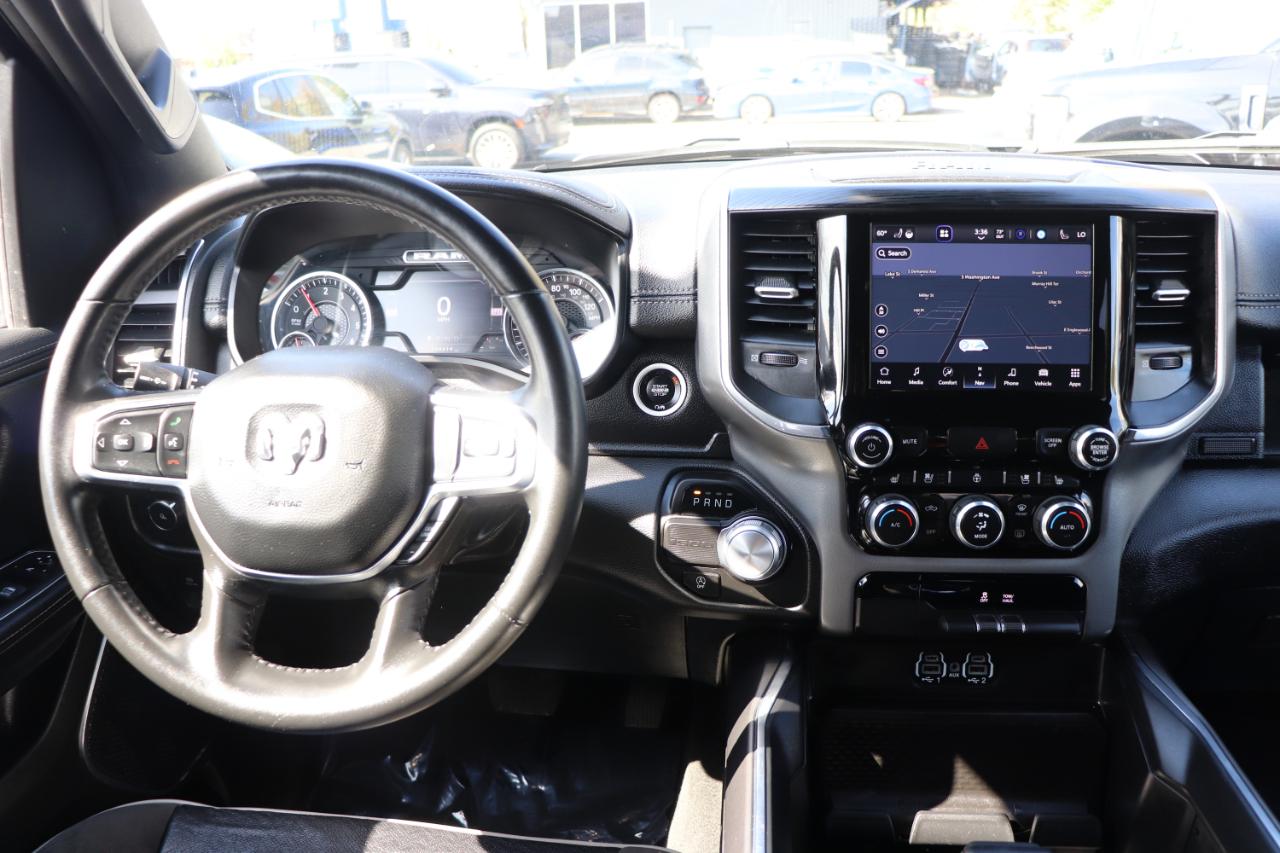 RAM 1500 Laramie 4x2 Crew Cab 5'7" Box 2024