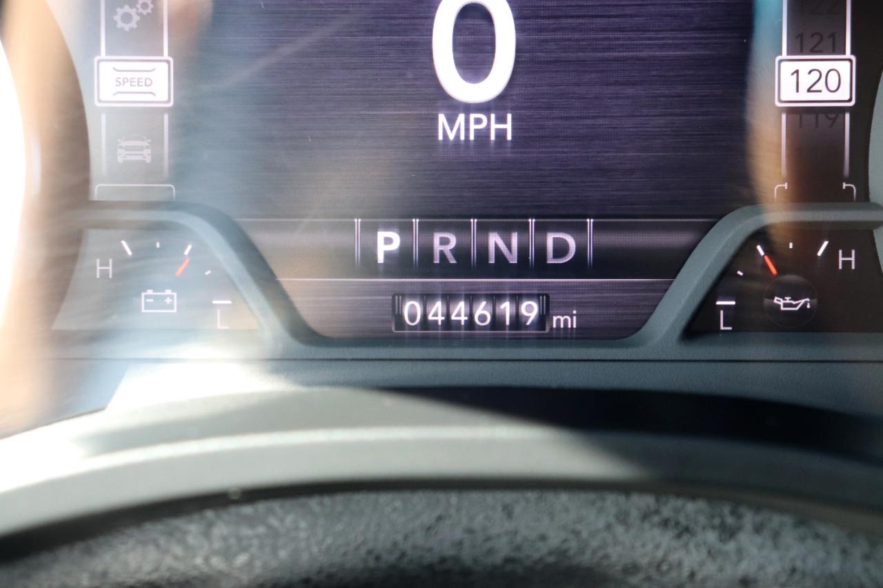 RAM 1500 Laramie 4x2 Crew Cab 5'7" Box 2024