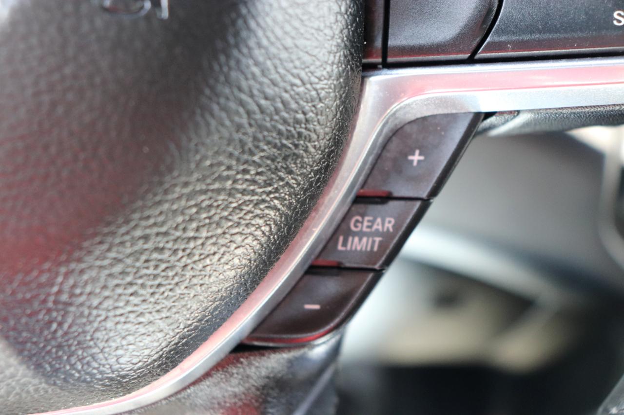 RAM 1500 Laramie 4x2 Crew Cab 5'7" Box 2024