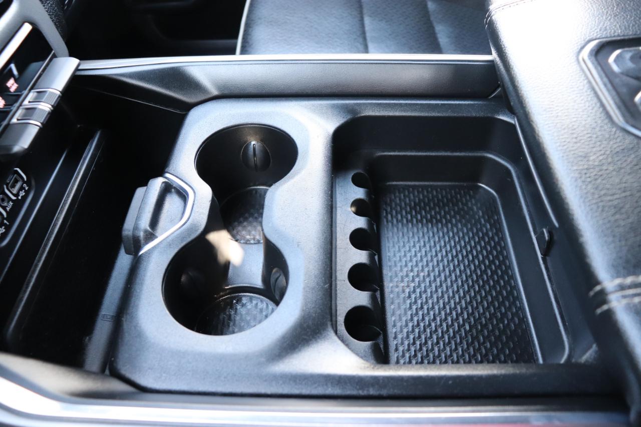 RAM 1500 Laramie 4x2 Crew Cab 5'7" Box 2024