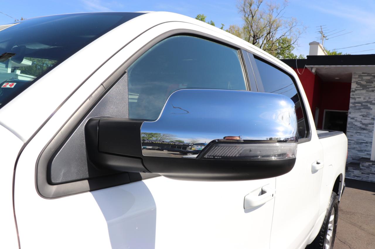 RAM 1500 Laramie 4x2 Crew Cab 5'7" Box 2024