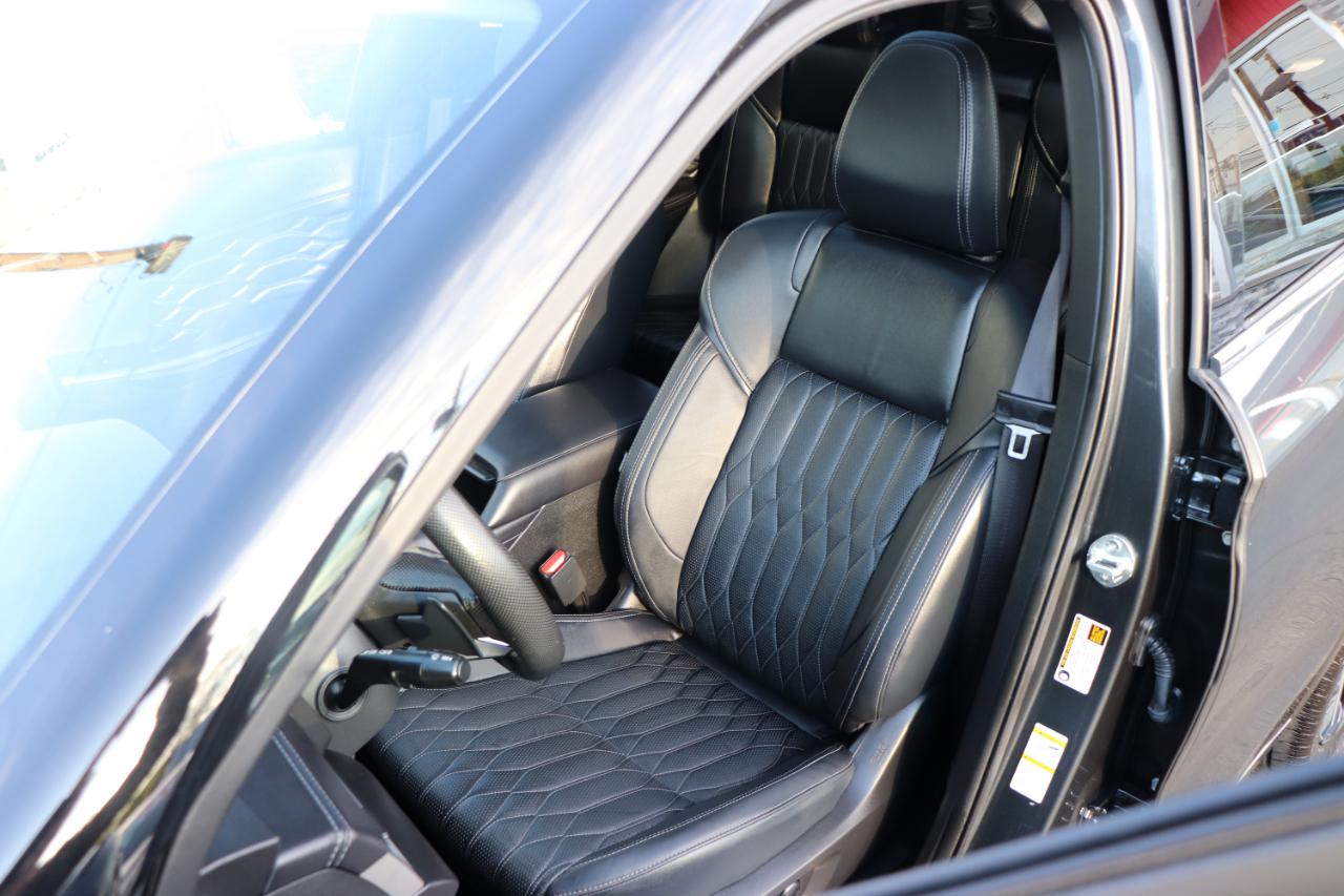 Mitsubishi Outlander SEL FWD 2025