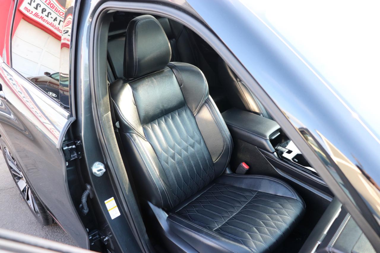 Mitsubishi Outlander SEL FWD 2025