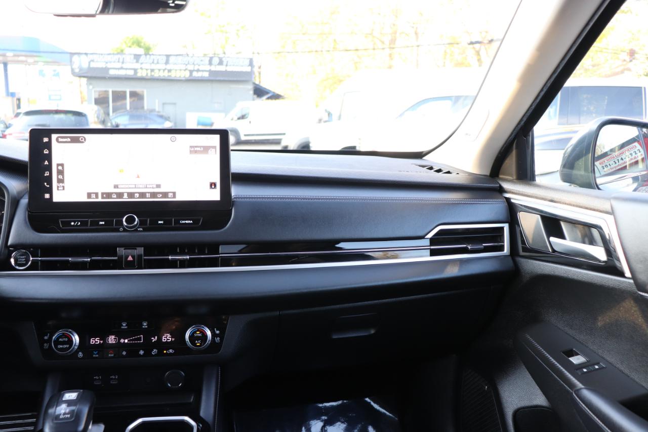 Mitsubishi Outlander SEL FWD 2025