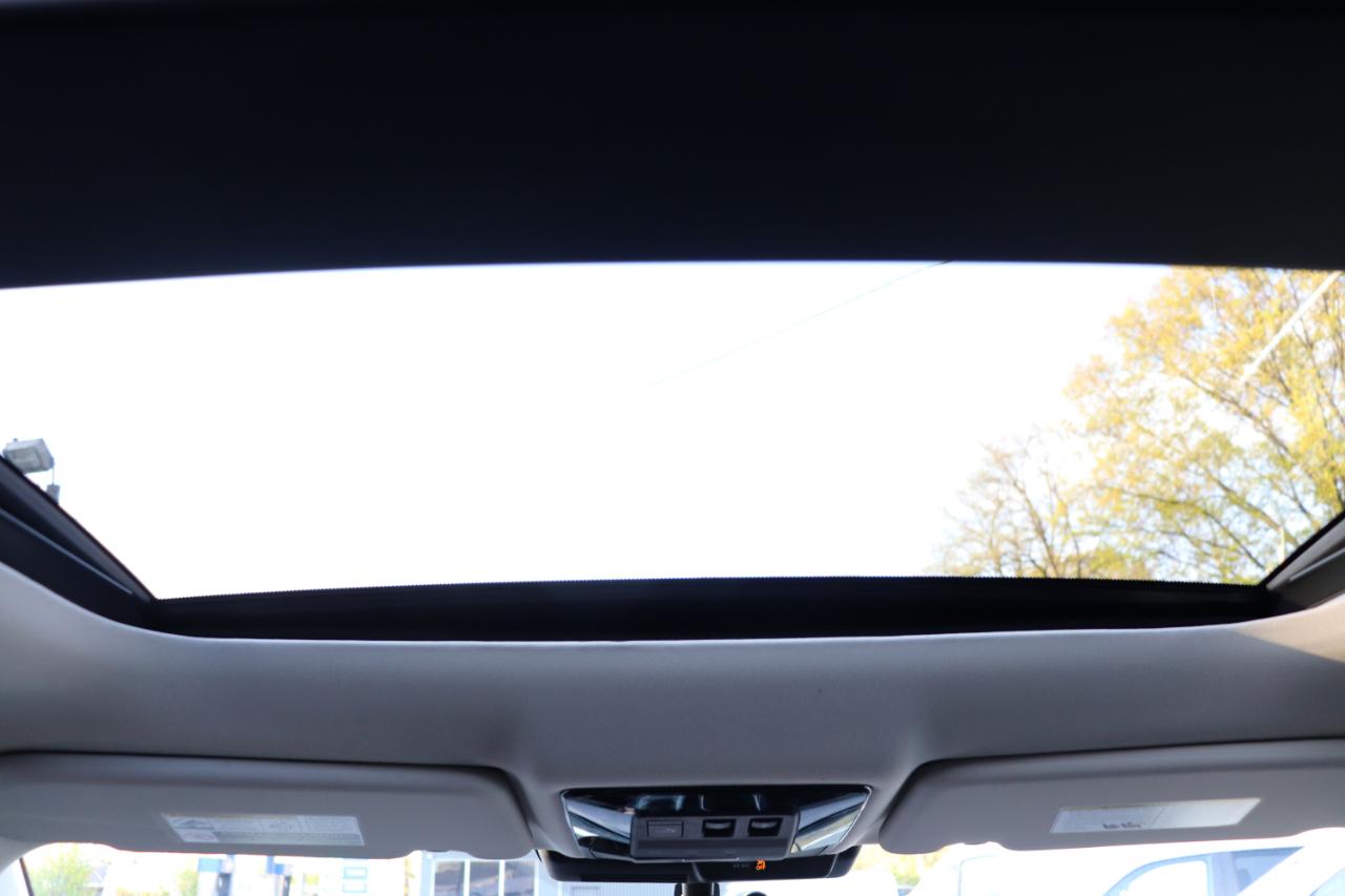 Mitsubishi Outlander SEL FWD 2025