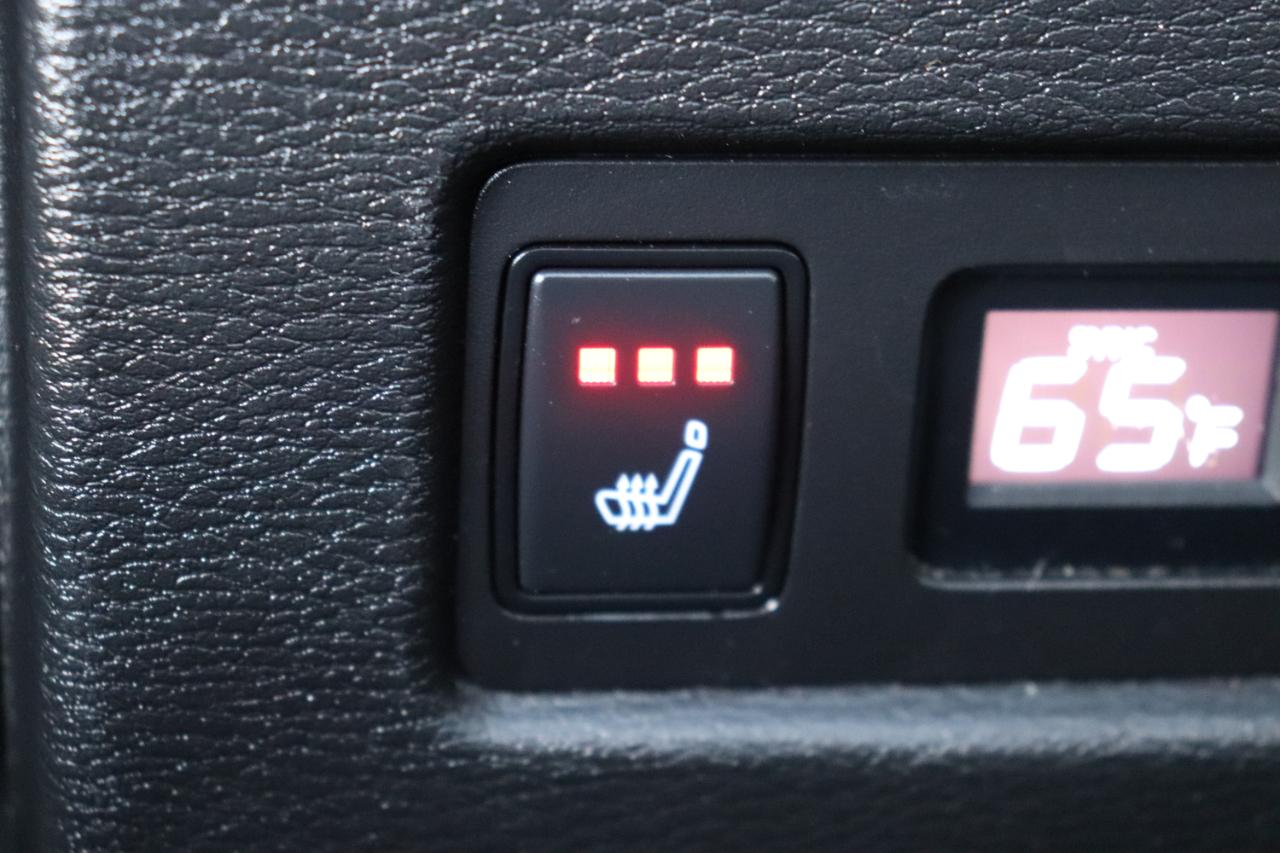 Mitsubishi Outlander SEL FWD 2025