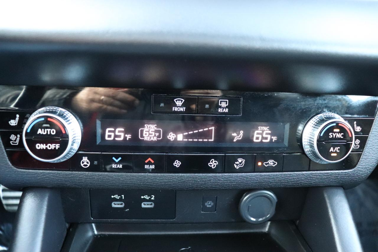 Mitsubishi Outlander SEL FWD 2025