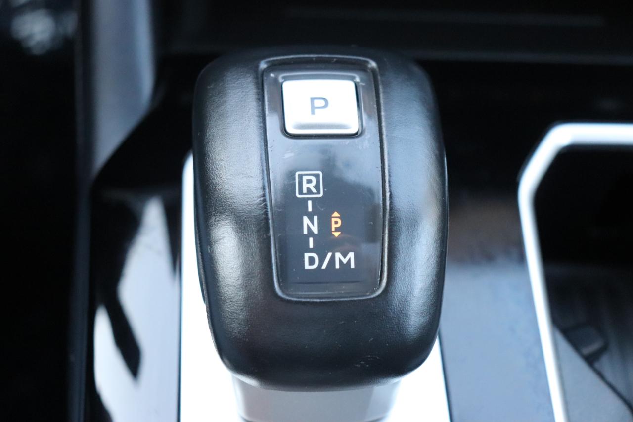 Mitsubishi Outlander SEL FWD 2025