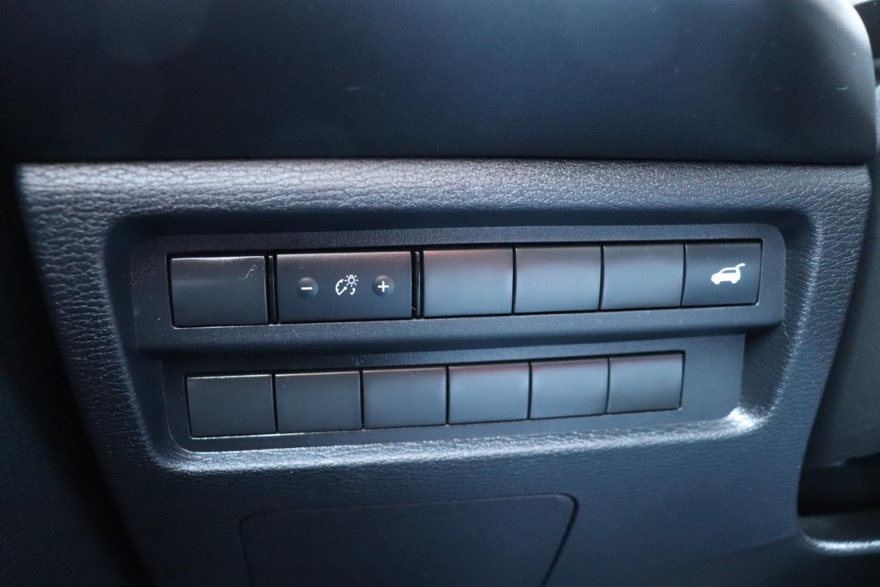 Mitsubishi Outlander SEL FWD 2025