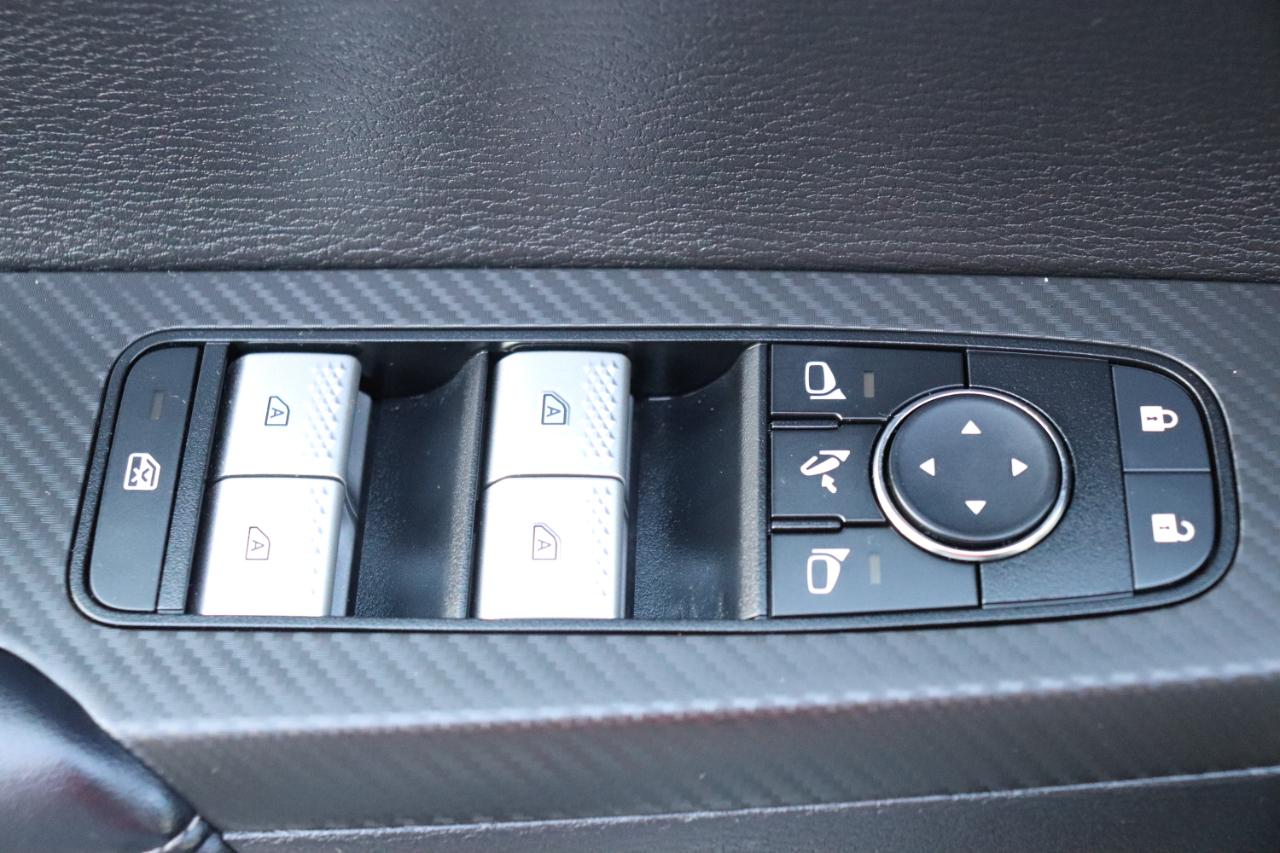 Mitsubishi Outlander SEL FWD 2025