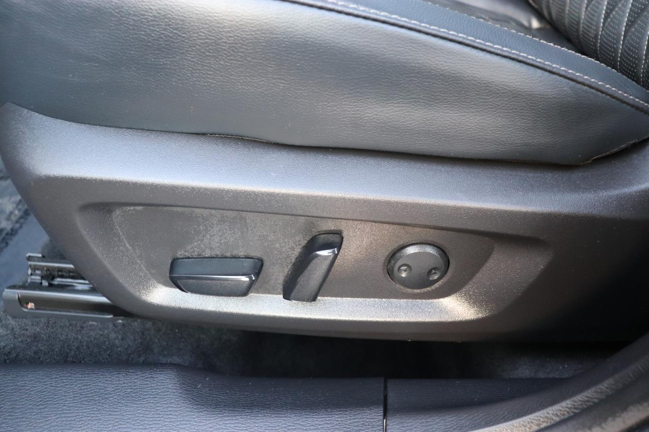 Mitsubishi Outlander SEL FWD 2025