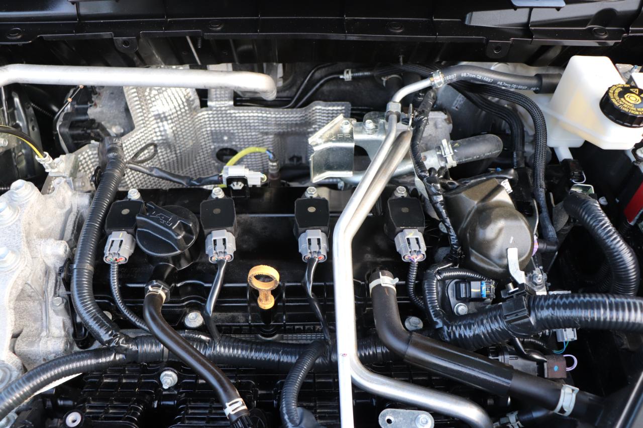 Mitsubishi Outlander SEL FWD 2025