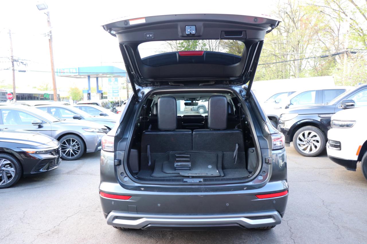 Mitsubishi Outlander SEL FWD 2025