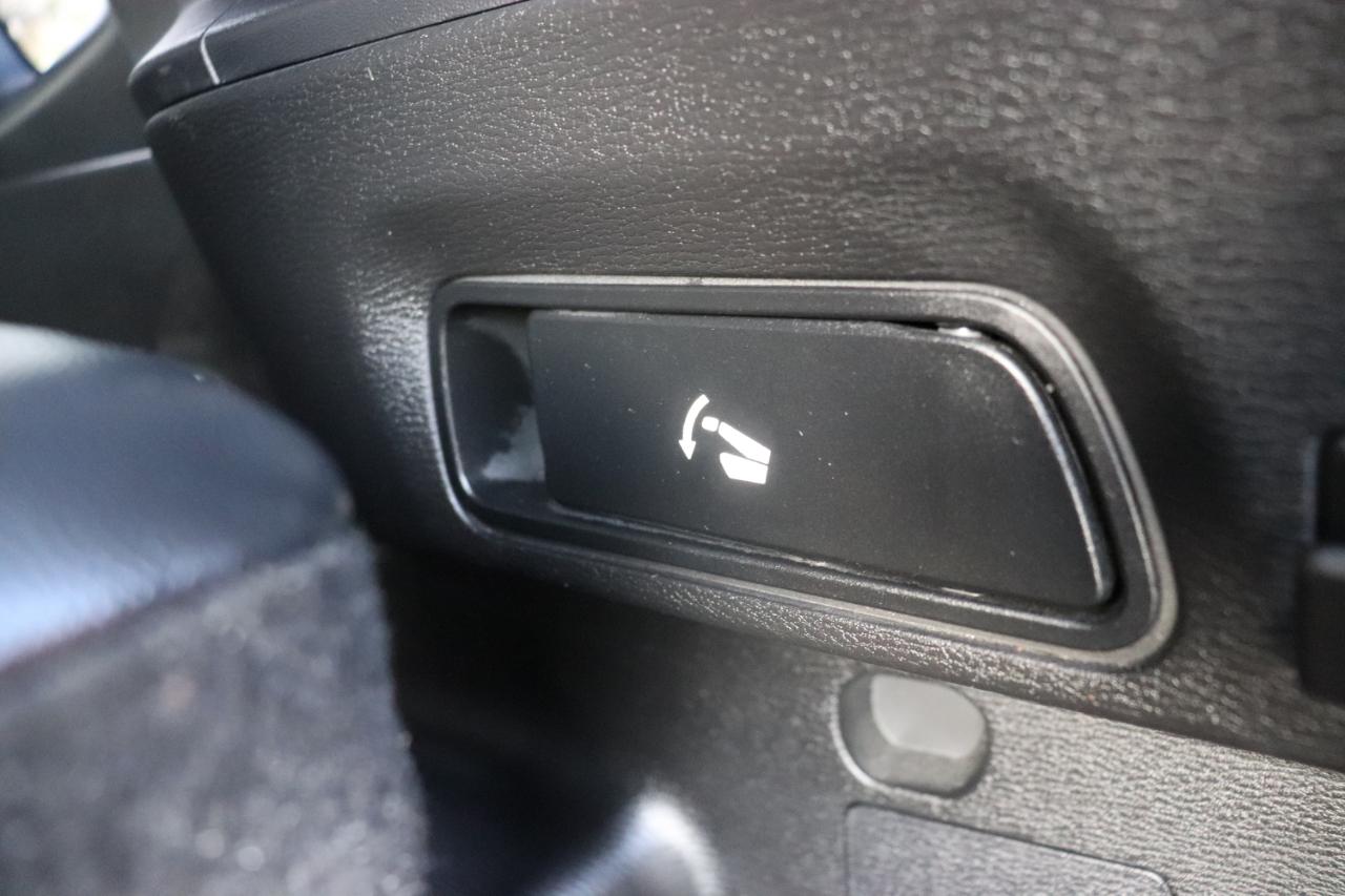 Mitsubishi Outlander SEL FWD 2025