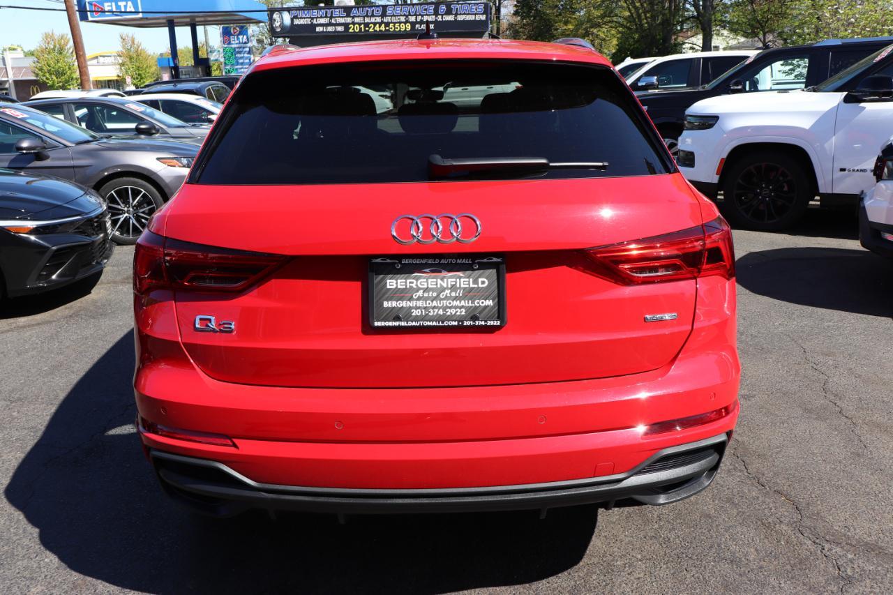 Audi Q3 S line Premium 45 TFSI quattro 2025